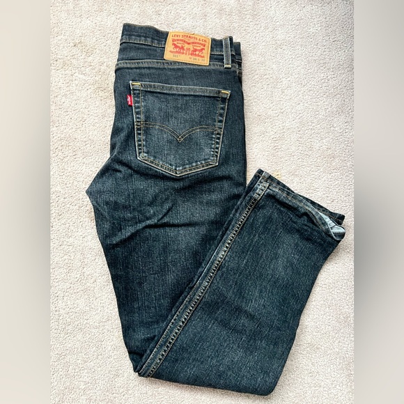 Men’s Levi’s jeans - Picture 1 of 3
